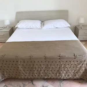 https://casa-rosa-naples-80141.hotels-amalfi.com